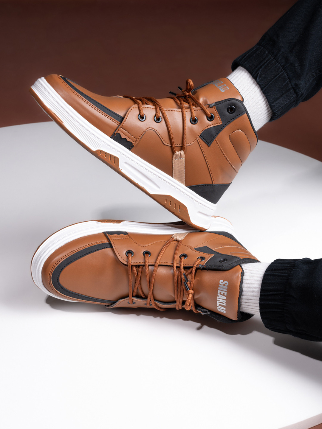 SNEAKLAB Men Sneakers