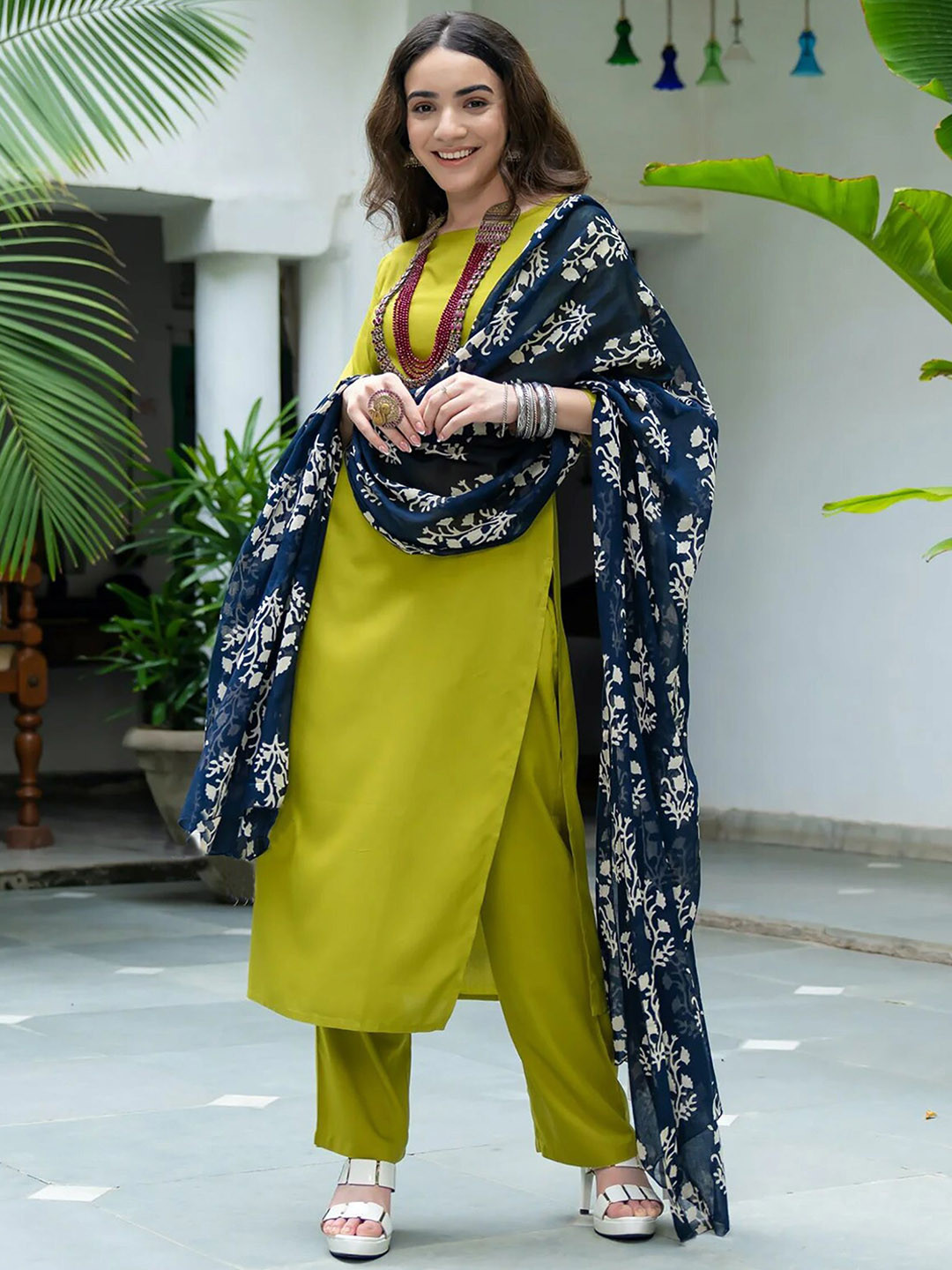 Moda Rapido Boat Neck Cotton Silk Straight Kurta With Trousers And Dupatta