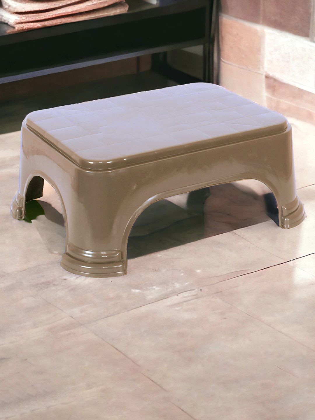 Kuber Industries Brown Square Bathroom Stool