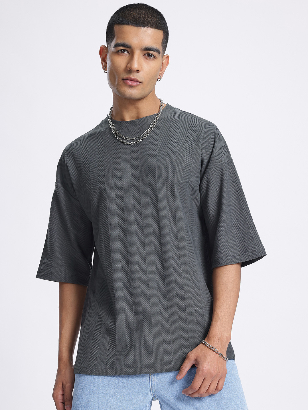 glitchez Chevron Flair Self-Design Relaxed Fit Drop-Shoulder Sleeves Pure Cotton T-shirt