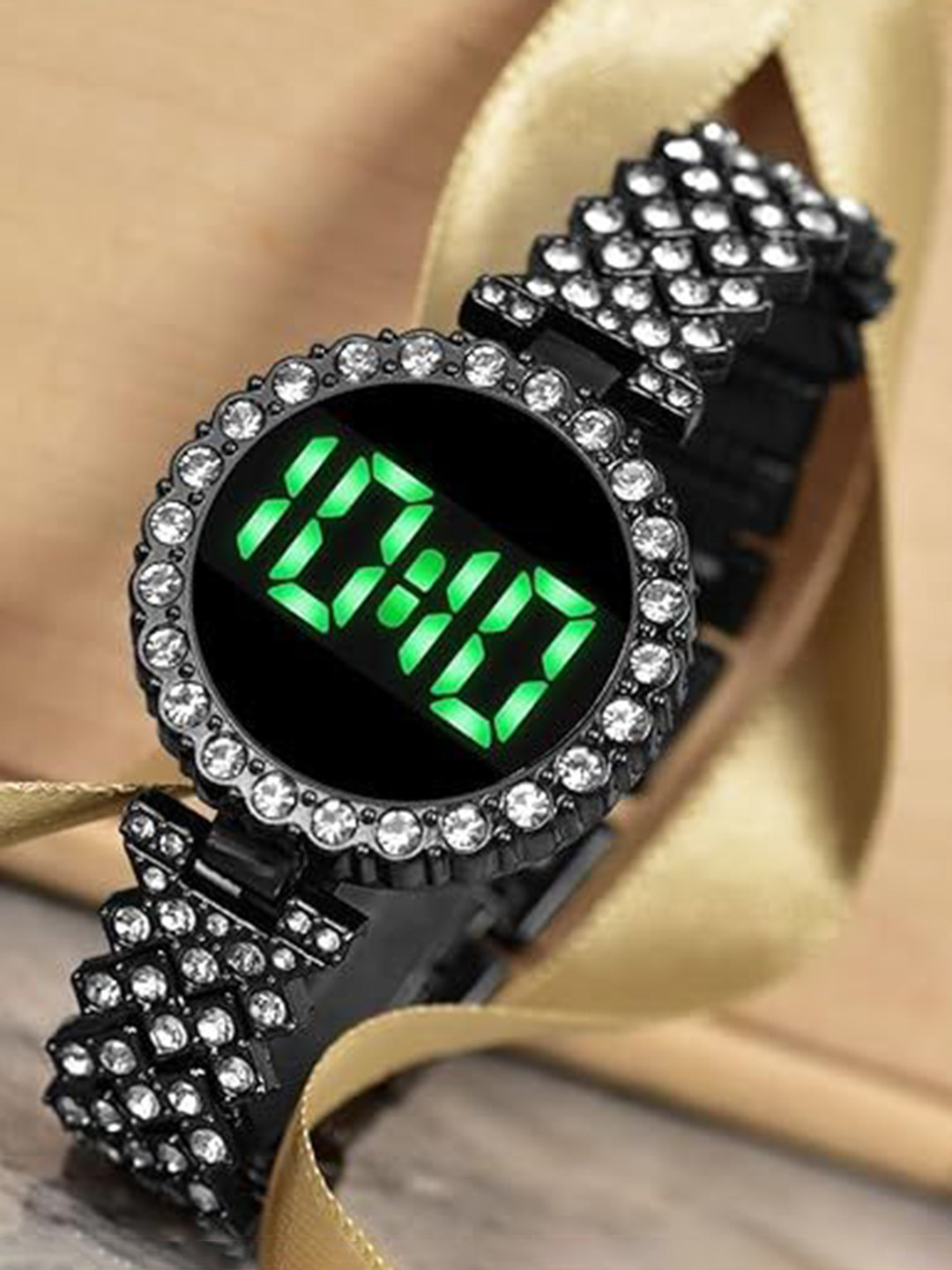 SWADESI STUFF Women Dial & Straps Digital Automatic Watch SDS 155 ROUND BLACK 45