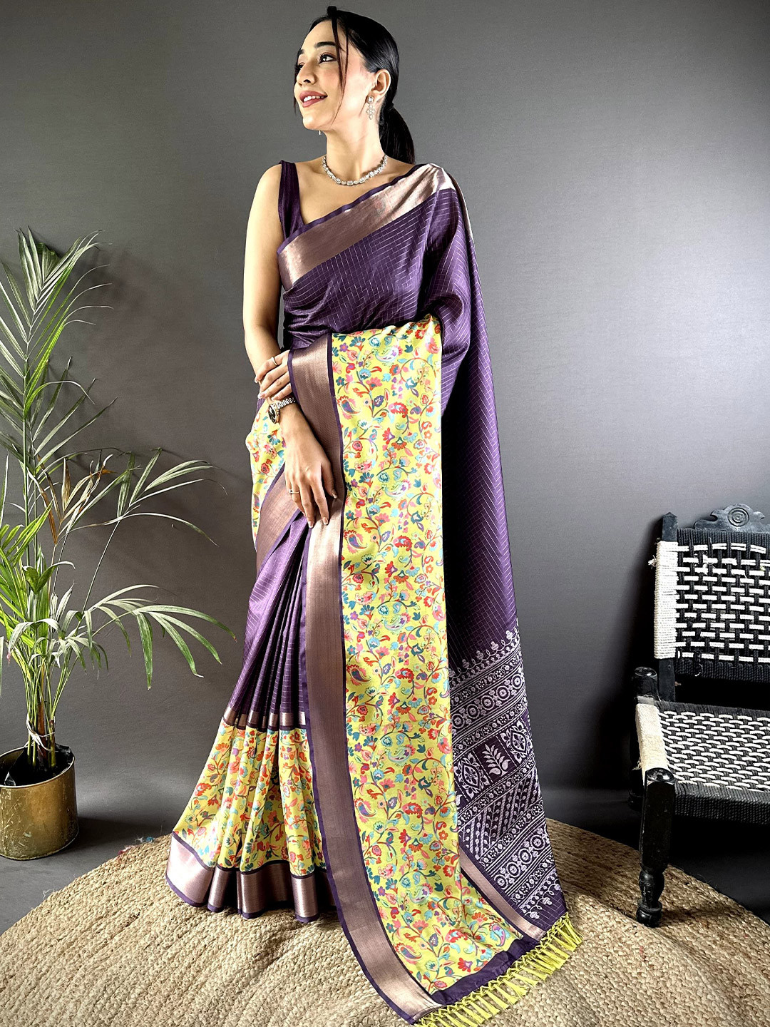 NIWAA Woven Design Zari Silk Blend Saree