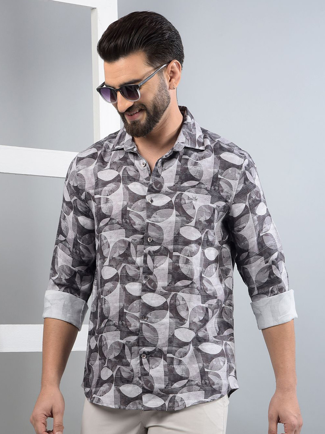 Crimsoune Club Men Classic Slim Fit Tartan Checks Opaque Printed Casual Shirt