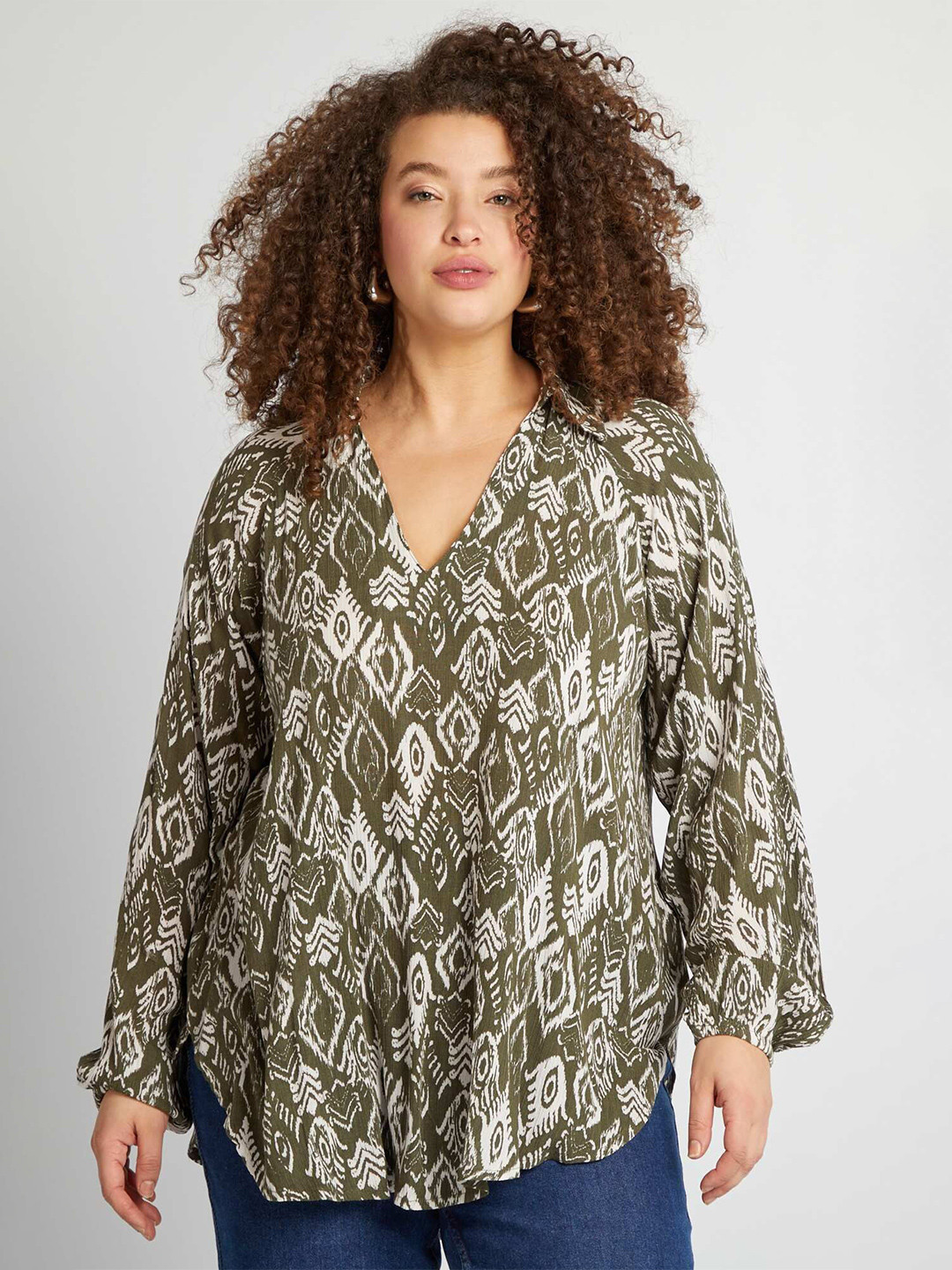 KIABI Floral Print Roll-Up Sleeves Top