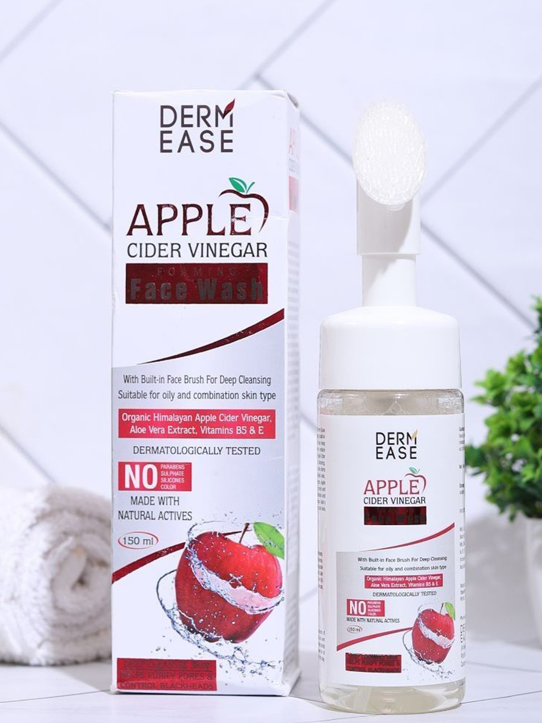 DERMEASE Apple Cider Vinegar Foaming Face Wash For Deep Cleansing With Vitamin E - 150 ml