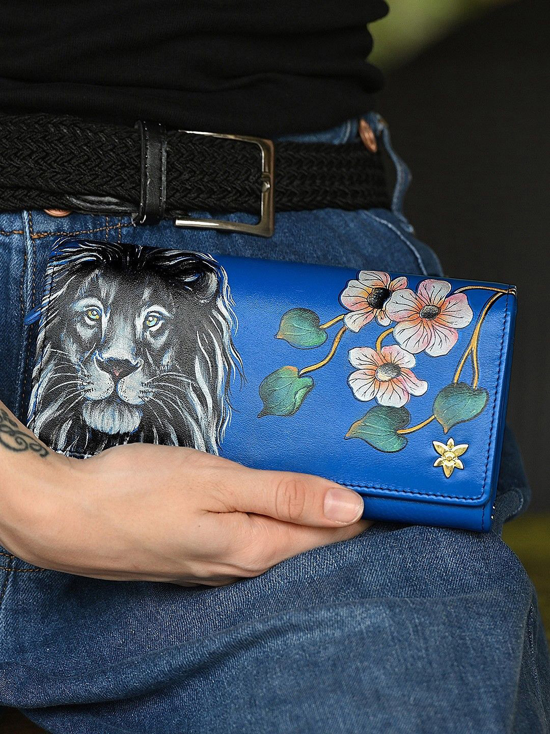 Anuschka Hand Painted Sapphire King Leather Accordion Flap Wallet