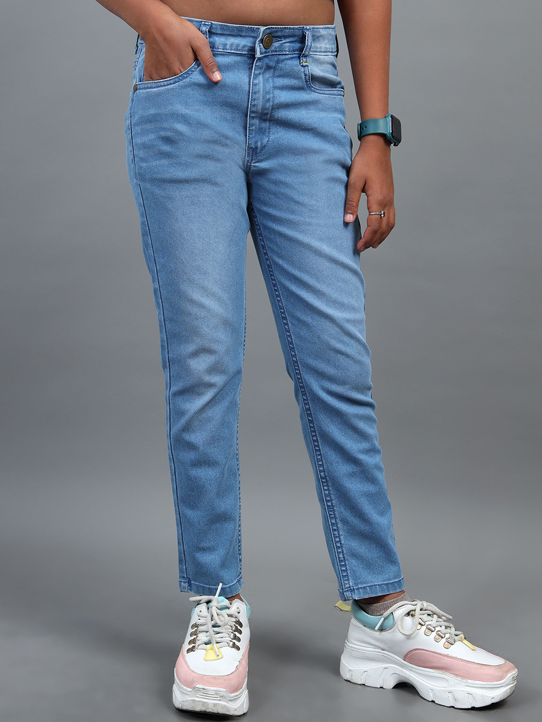 UNDER FOURTEEN ONLY Girls Light Fade Jeans