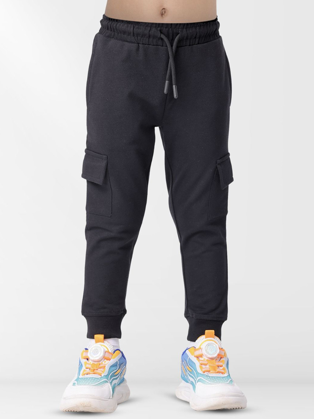 Nuego Kids Boys Solid Pure Cotton Mid Rise Cargo Joggers