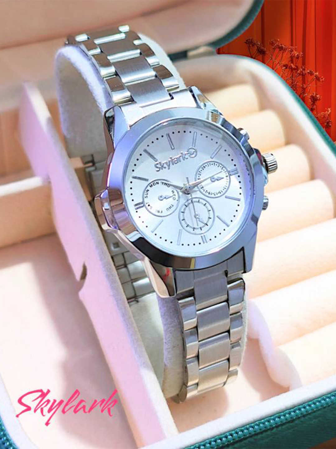 Skylark Women Dial & Stainless Steel Straps Analogue Multi Function Watch DODO-silver-crono_373