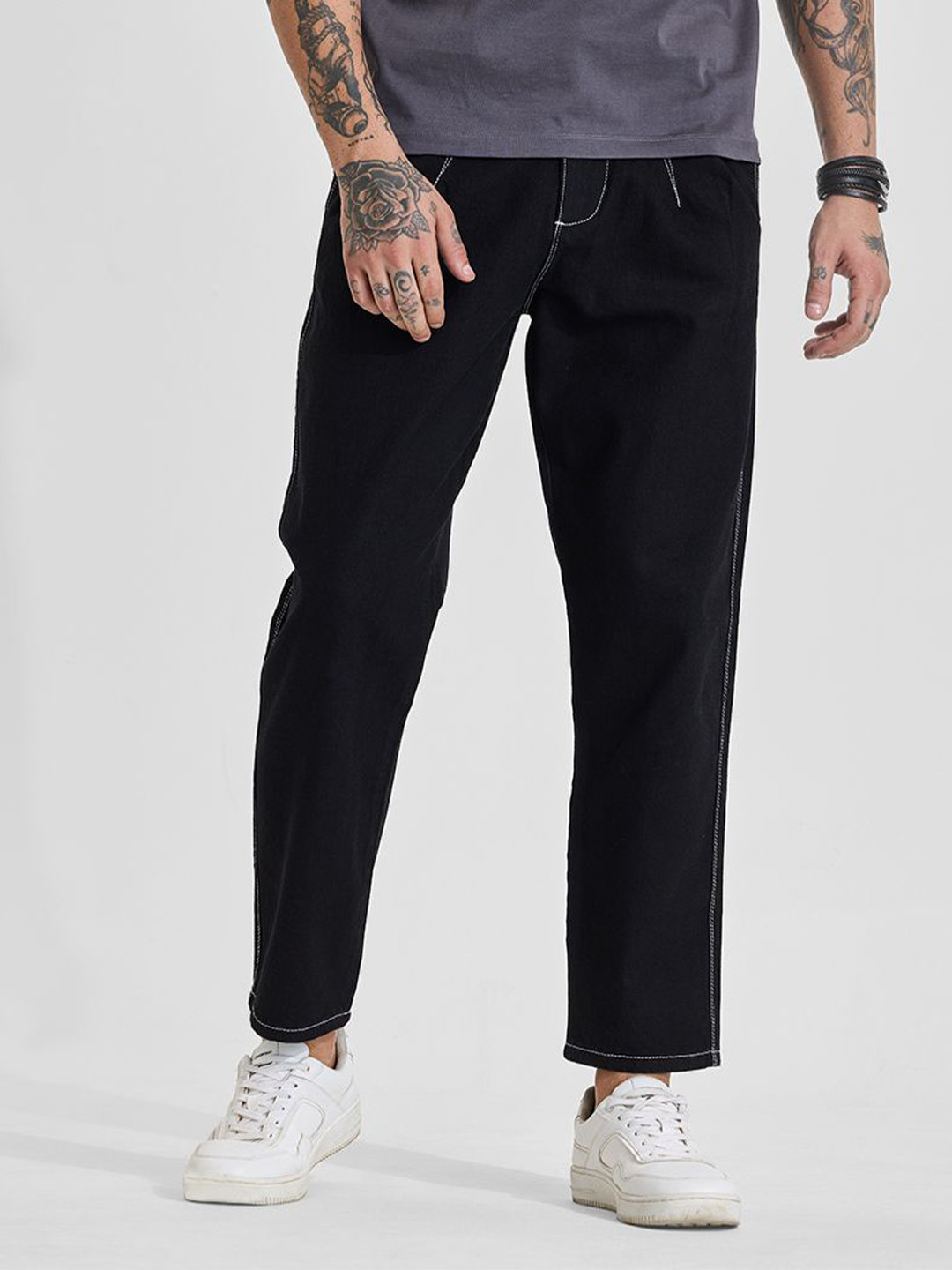 Snitch Men Dark Jet Black Mid-Rise Baggy Jeans