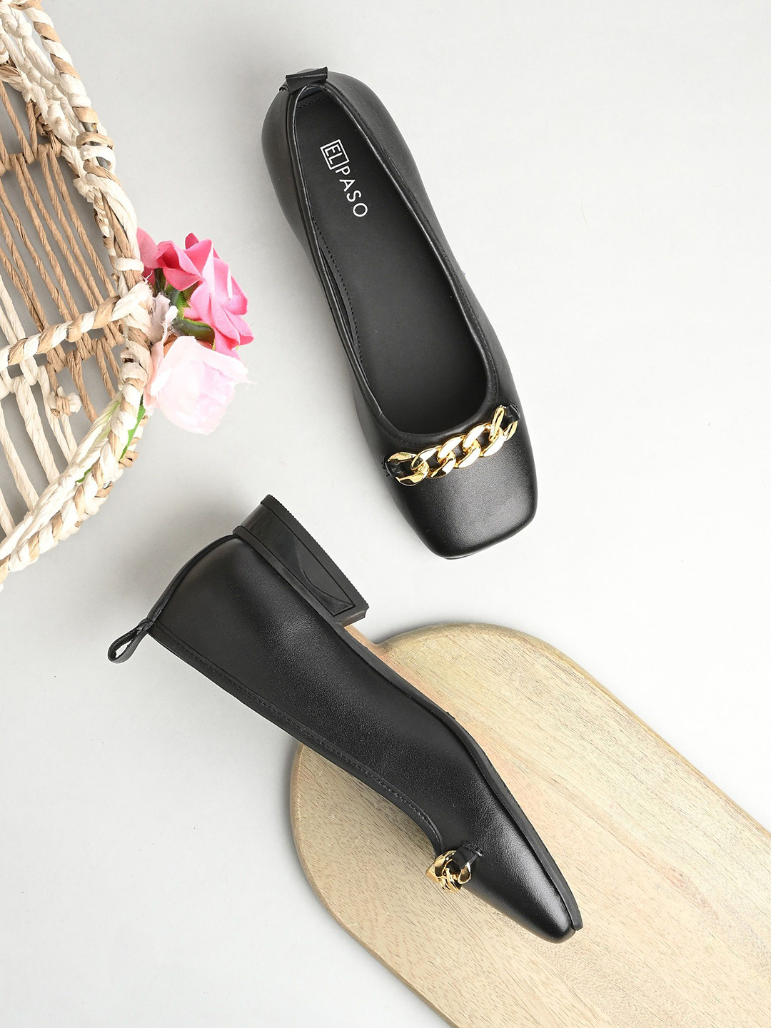 El Paso Women Ballerinas with Buckles Flats