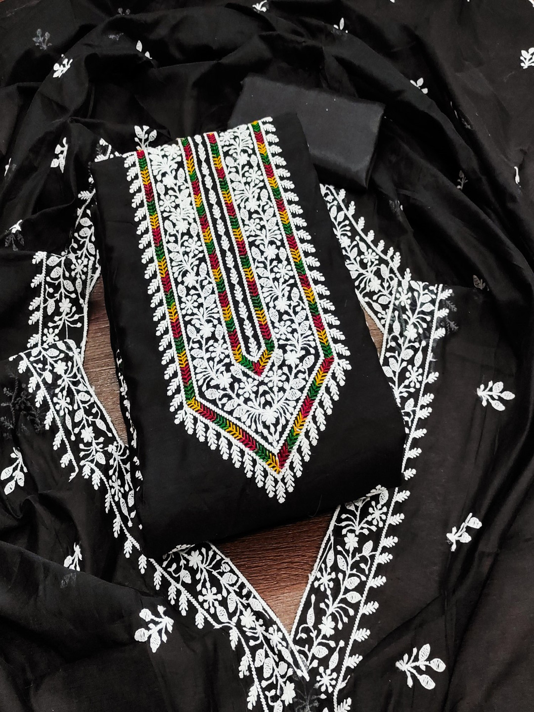 Panzora Lucknowi Embroidered Thread Work Cotton Unstitched Dress Material