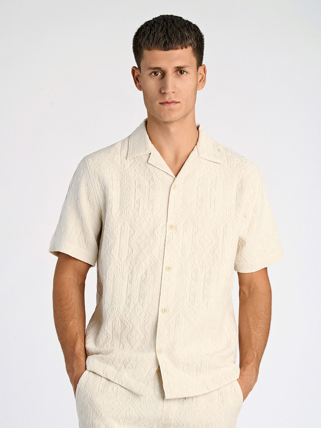 LINDBERGH Men Regular Fit Jacquard Shirt Collar Shirt