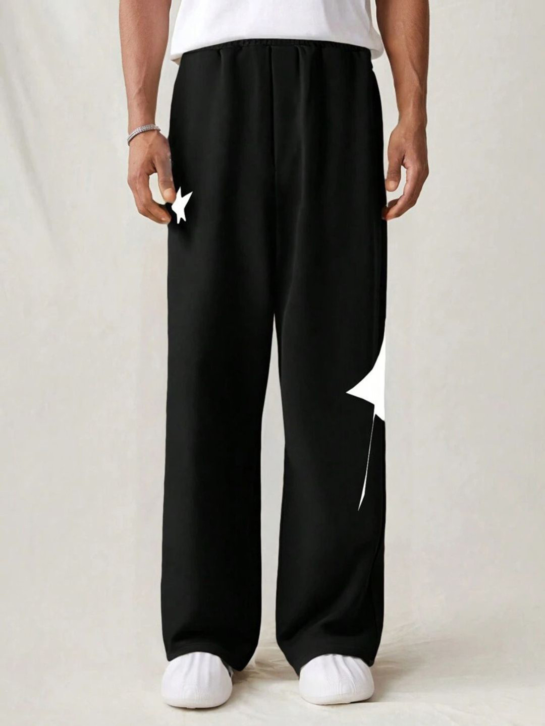 THE BEETEL HOUSE Men Relaxed Loose Fit Easy Wash Trousers