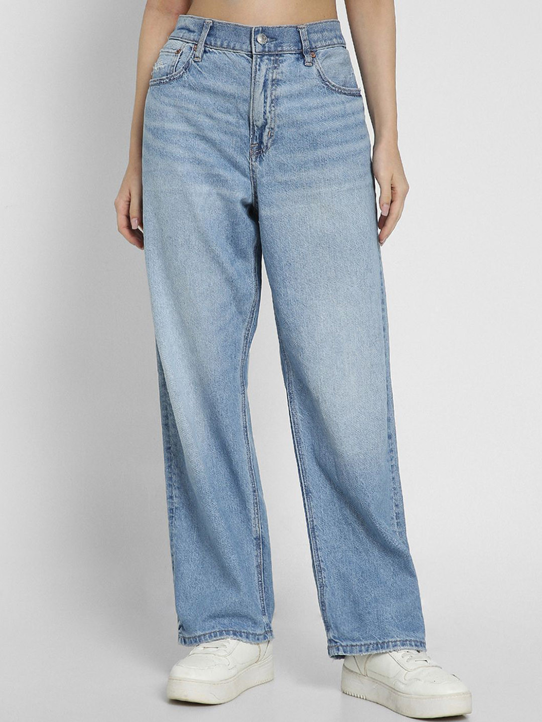 AMERICAN EAGLE OUTFITTERS Women Boyfriend Fit Heavy Fade Jeans