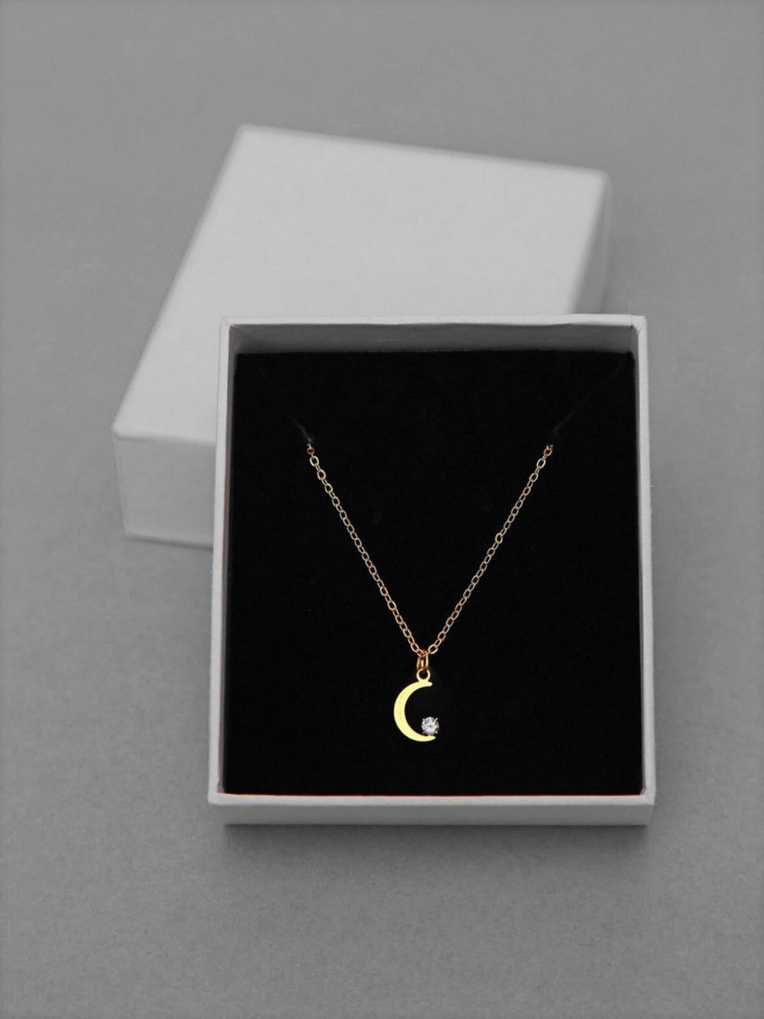 DressBerry Gold-Plated Moon Shaped Pendants with Chains