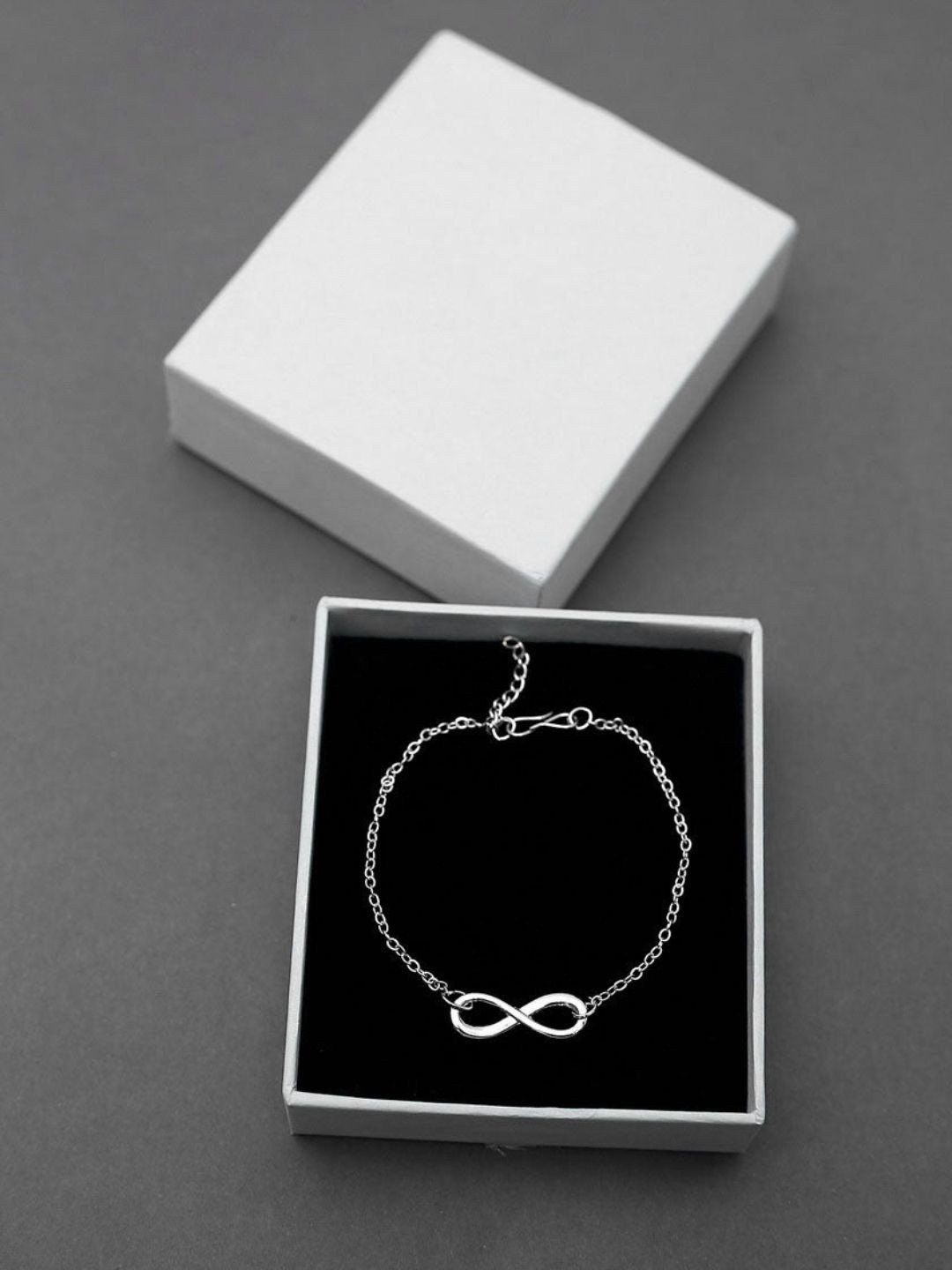 DressBerry Silver-Plated Infinity Link Bracelet