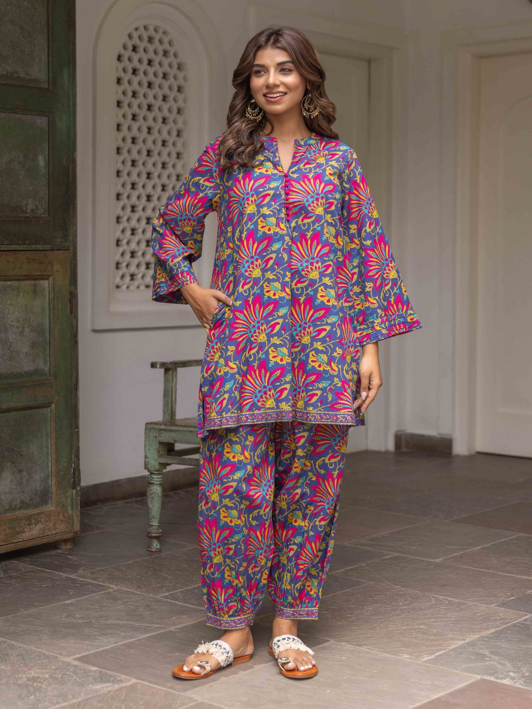 TARA-C-TARA Women Floral Printed Panelled Pure Cotton Kurta with Palazzos