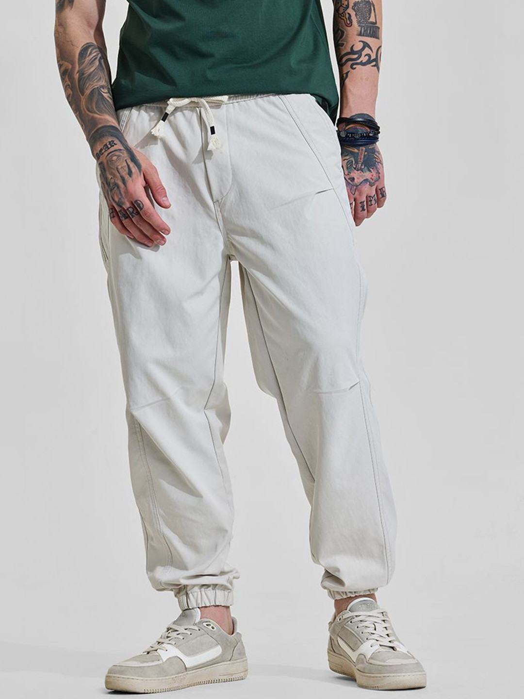 Snitch Women Off White Mid Rise Relaxed Fit Trackpant
