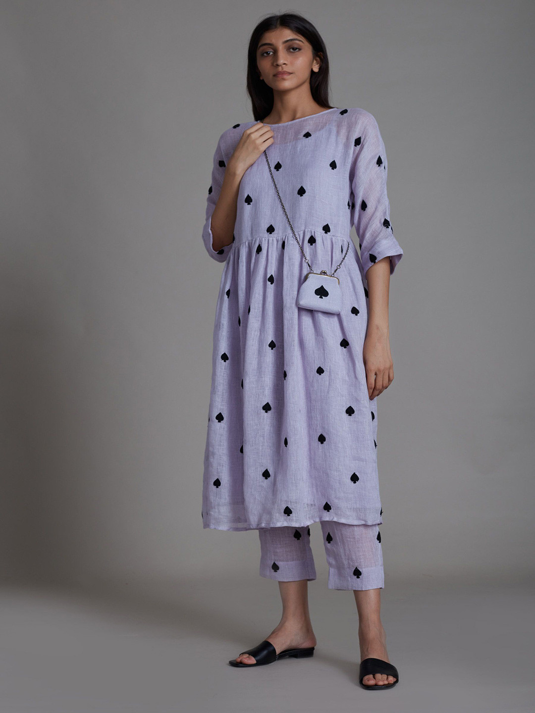 MATI Quriky Printed Round Neck Linen A Line Kurta With Trousers
