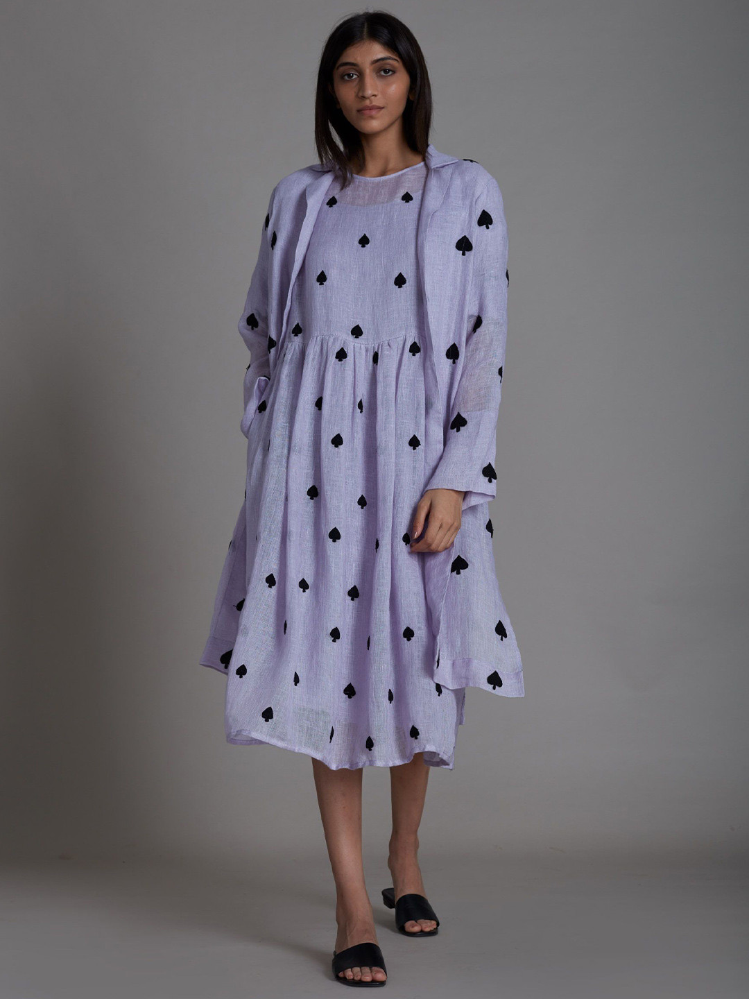 MATI Geometric Printed Round Neck Linen Pleated Anarkali Kurta With Trousers & Jacket