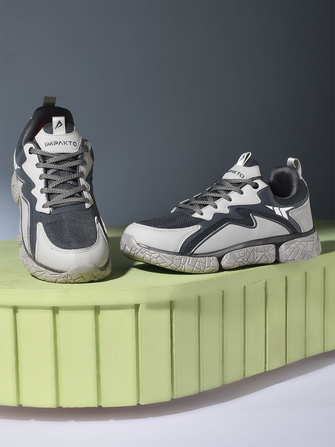 IMPAKTO Men Motion Booster Running Shoes