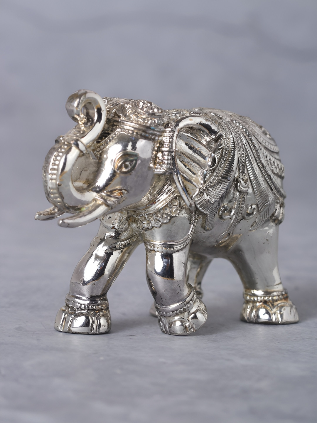 Funku Fashion Elephant Silver Polyresin Natural Home Office Small Showpiece - 3 Inches