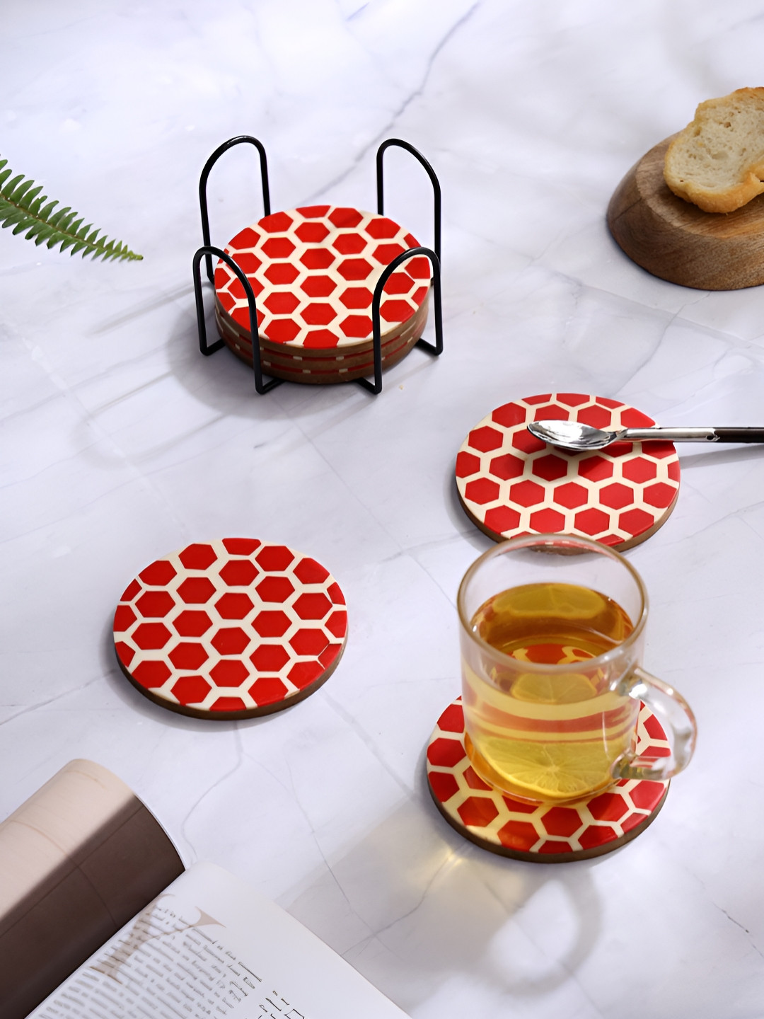 DULI Red & Off White 6 Pieces Printed Round Wood Coasters With Stand