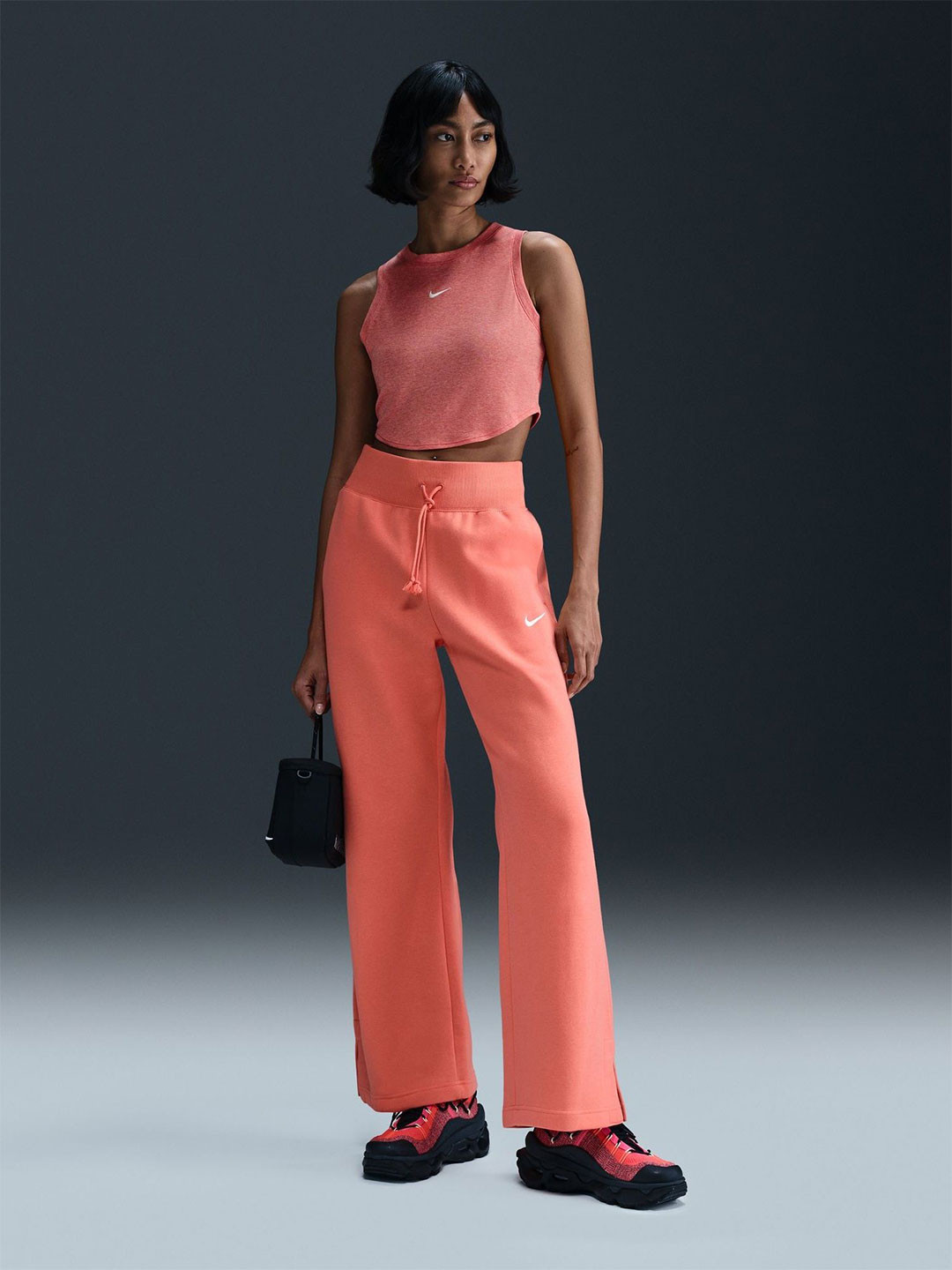 Nike Sportswear Essentials Women's Ribbed Cropped Tank Top