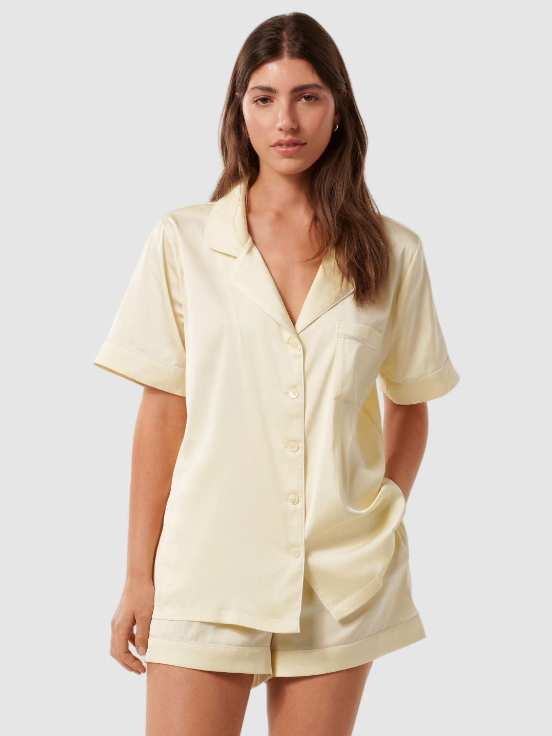 Forever New Allegra Lapel Collar Shirt With Shorts