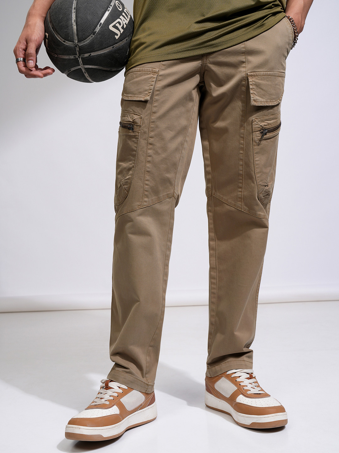 HIGHLANDER Men Overdyed Elasticated Relaxed Straight Fit Cargo Pant