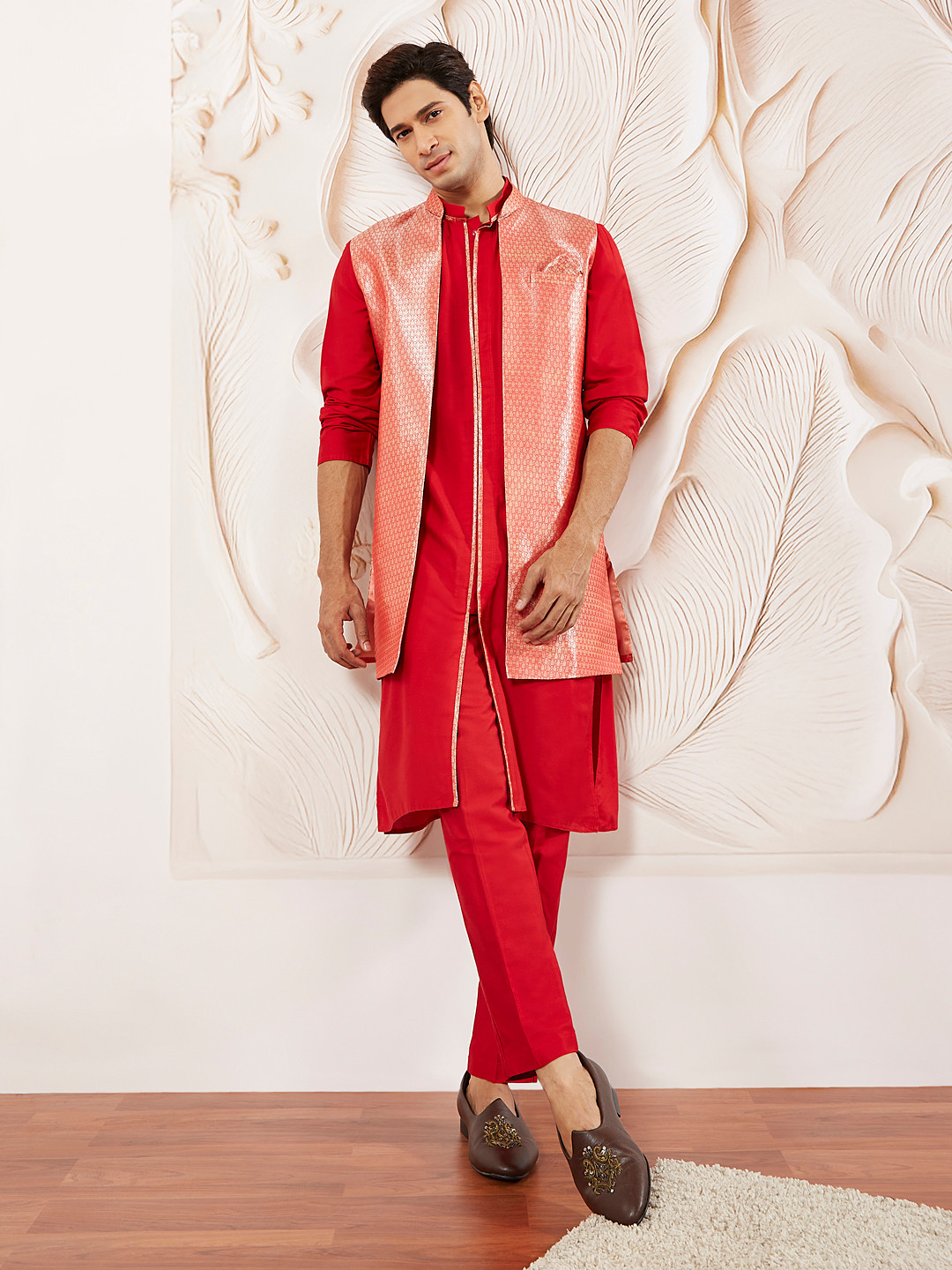VASTRAMAY Men Regular Kurta with Trousers