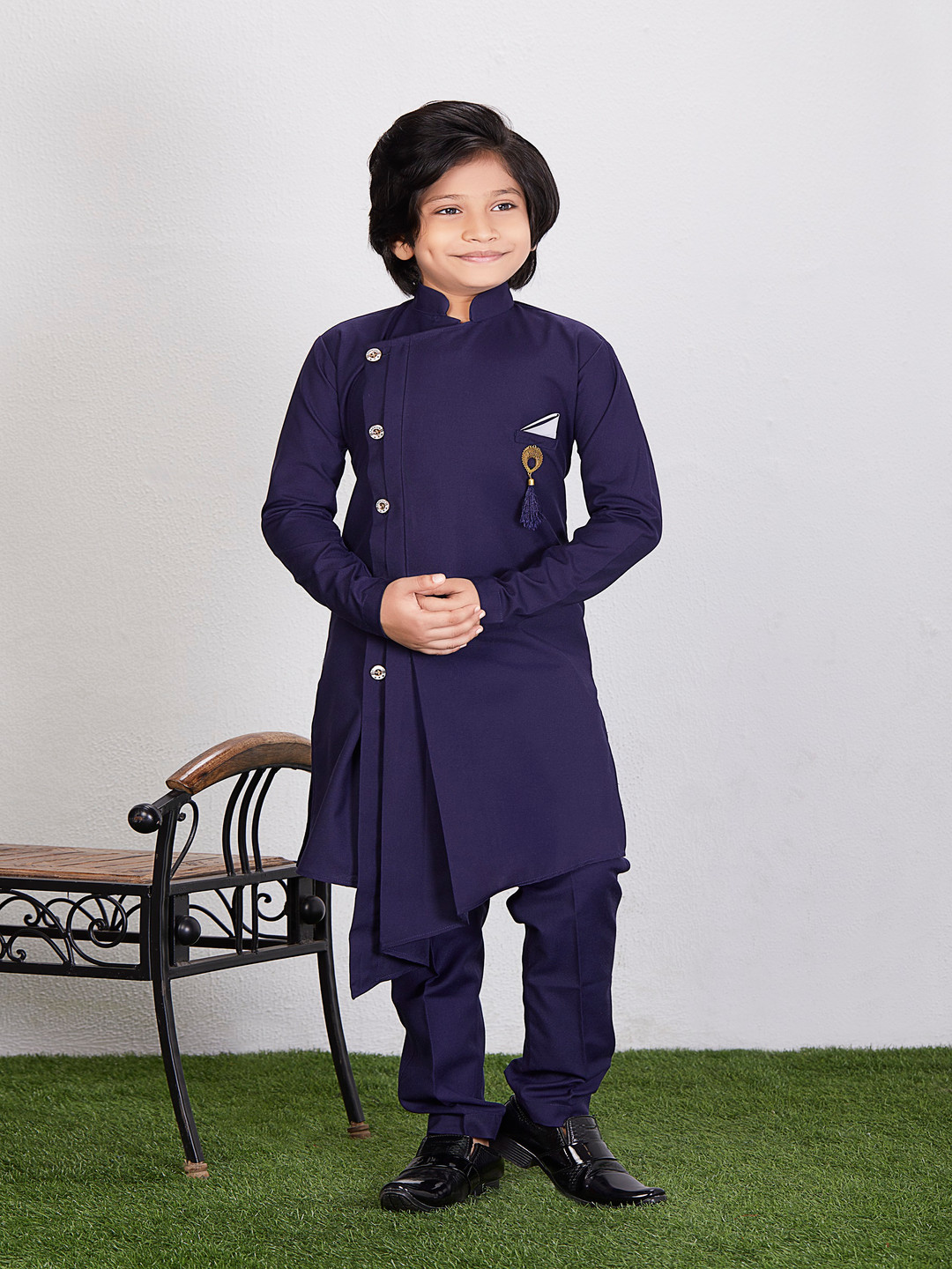 FELIZ THE DESIGNER STUDIO Boys Panelled Pure Cotton Kurta with Churidar