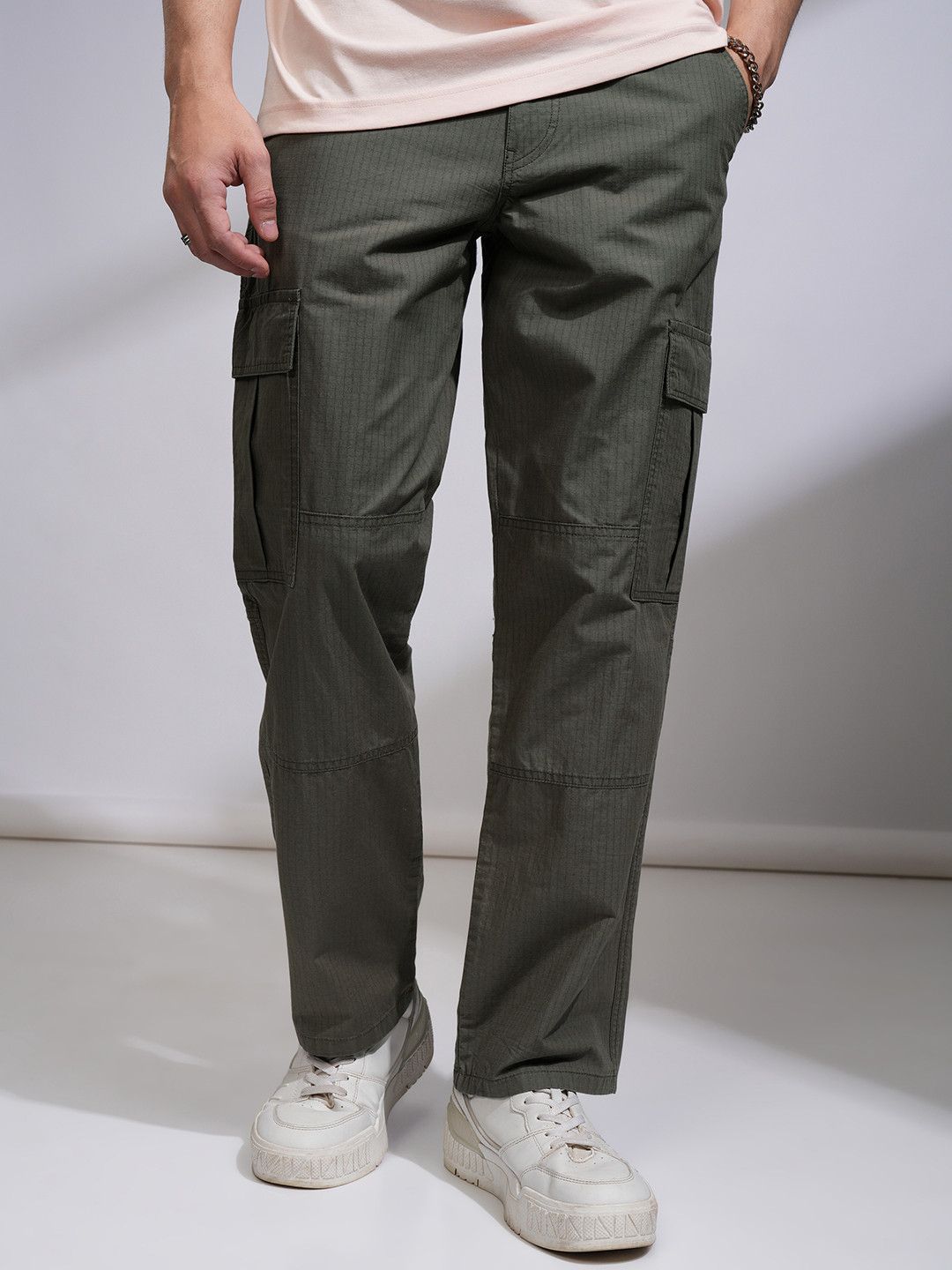 HIGHLANDER Men Ribstop Dobby Loose Fit Cargo Pant