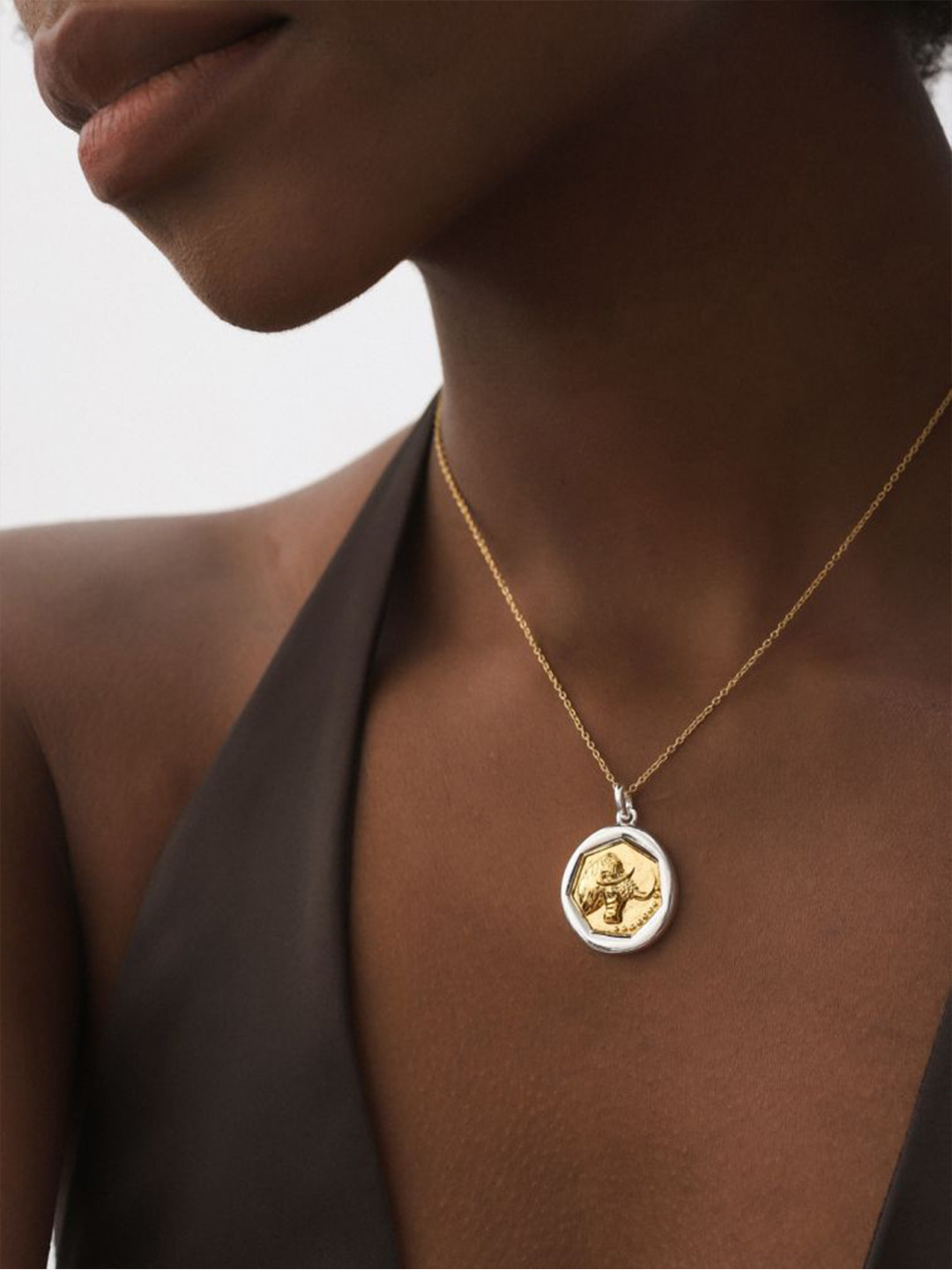 HOUSE OF SEVEN Gold-Plated Circular Pendants with Chains