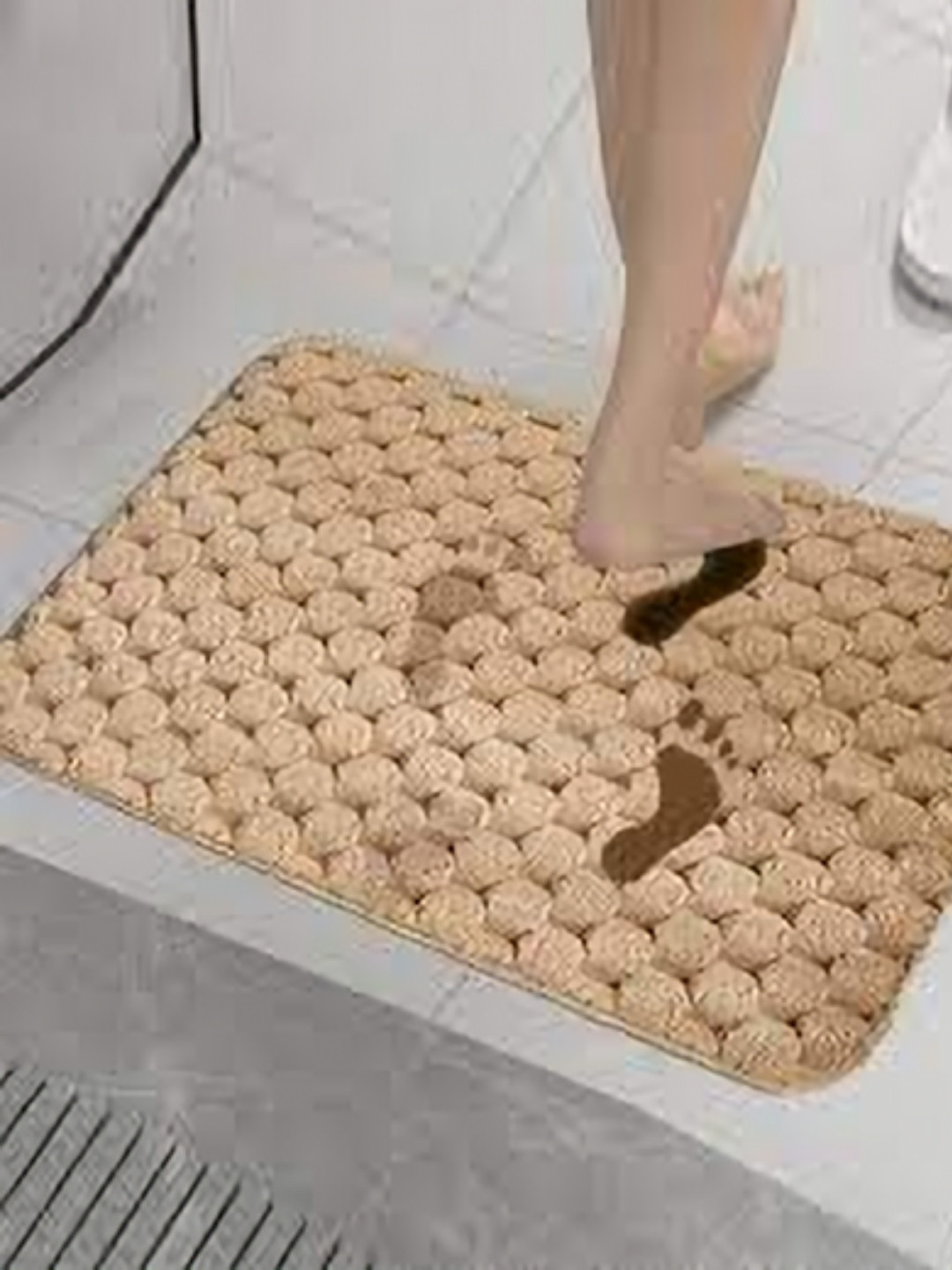 FAVRIA Beige Cushioned Velvet 1000 GSM Anti Slip Water Absorbent Bath Rug