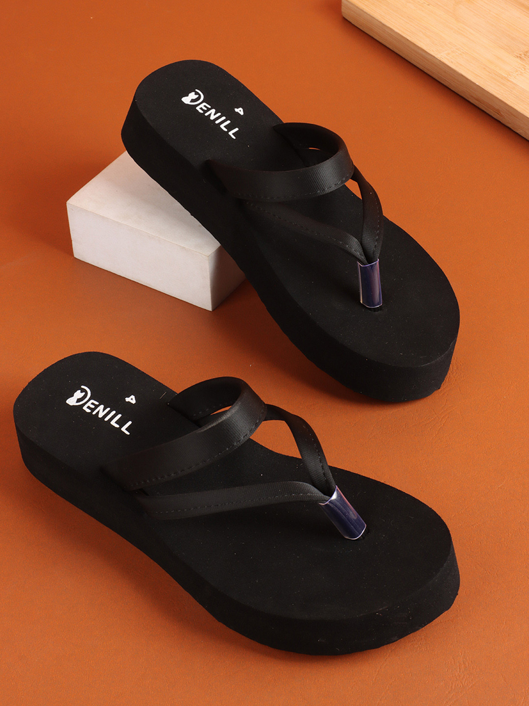 Denill Women Open Toe Flats