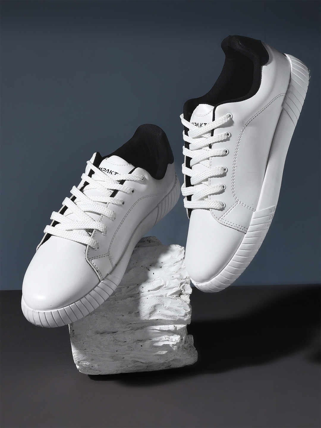 IMPAKTO Men Colourblocked Dawn Casual Lace-Up Sneakers