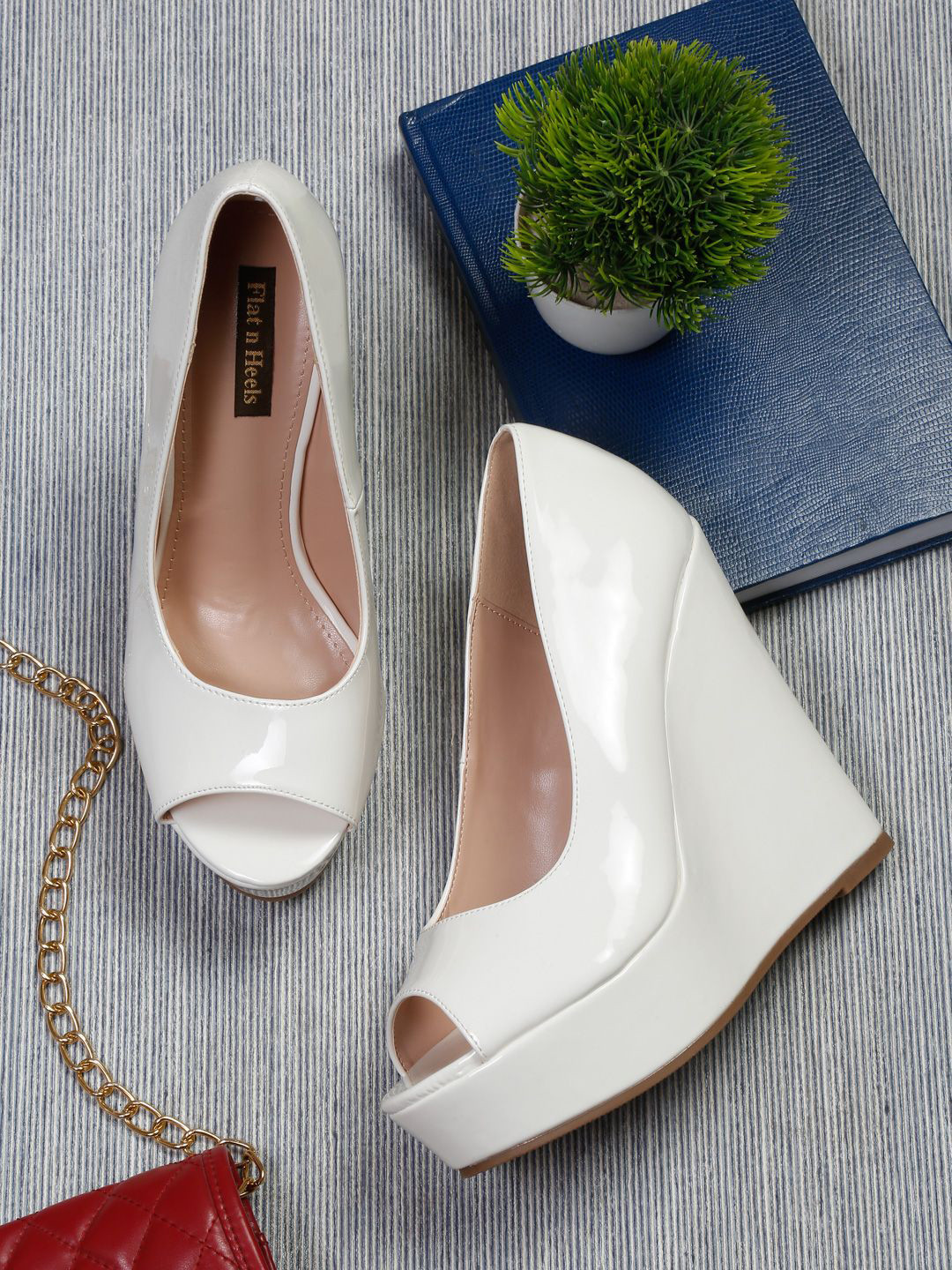 Flat n Heels Wedge Pumps