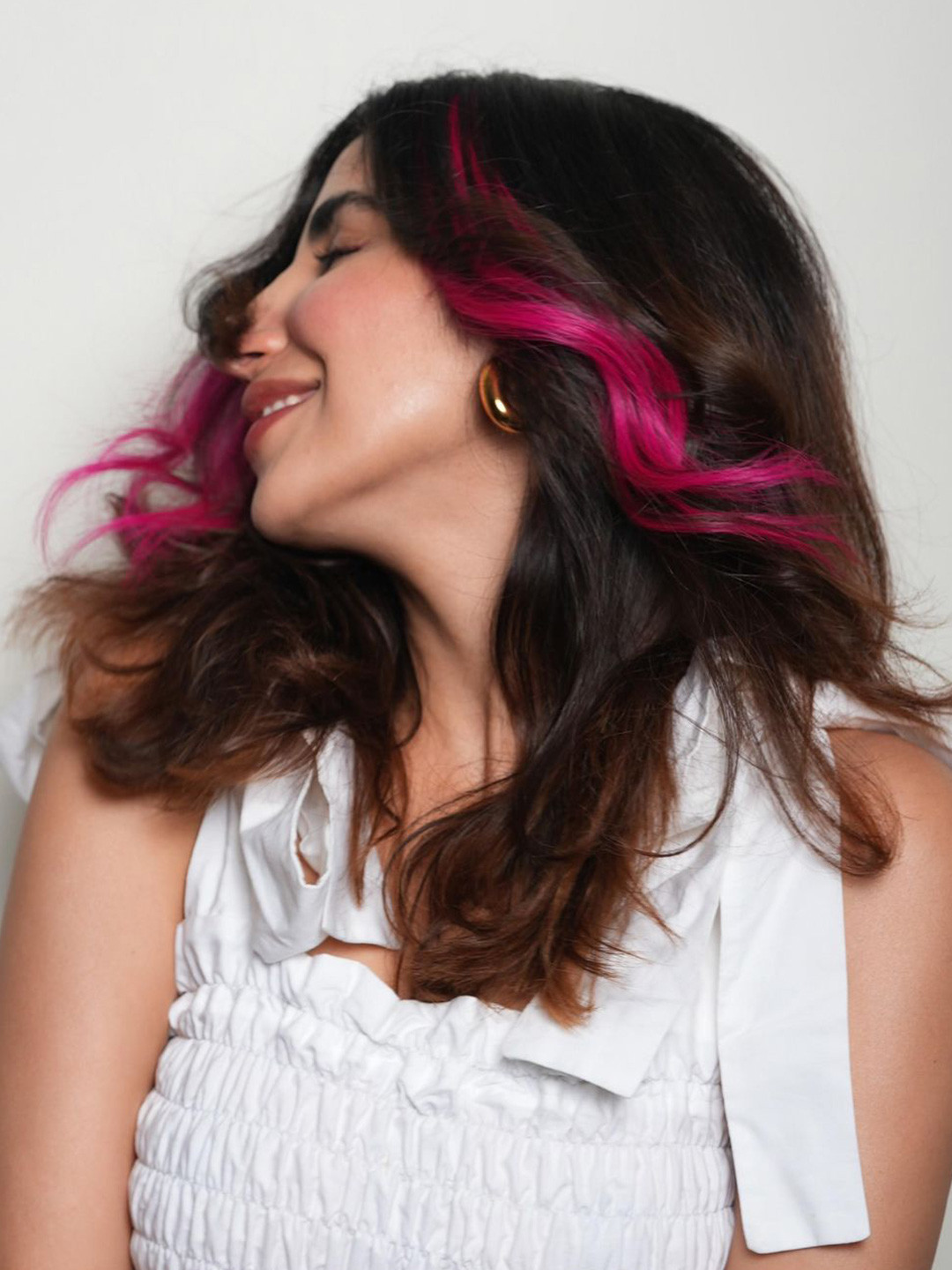 NISH HAIR Set Of 2 Clip-In Wavy Coloured Strand Hair Extension - Kinky Pinky 14 Inch