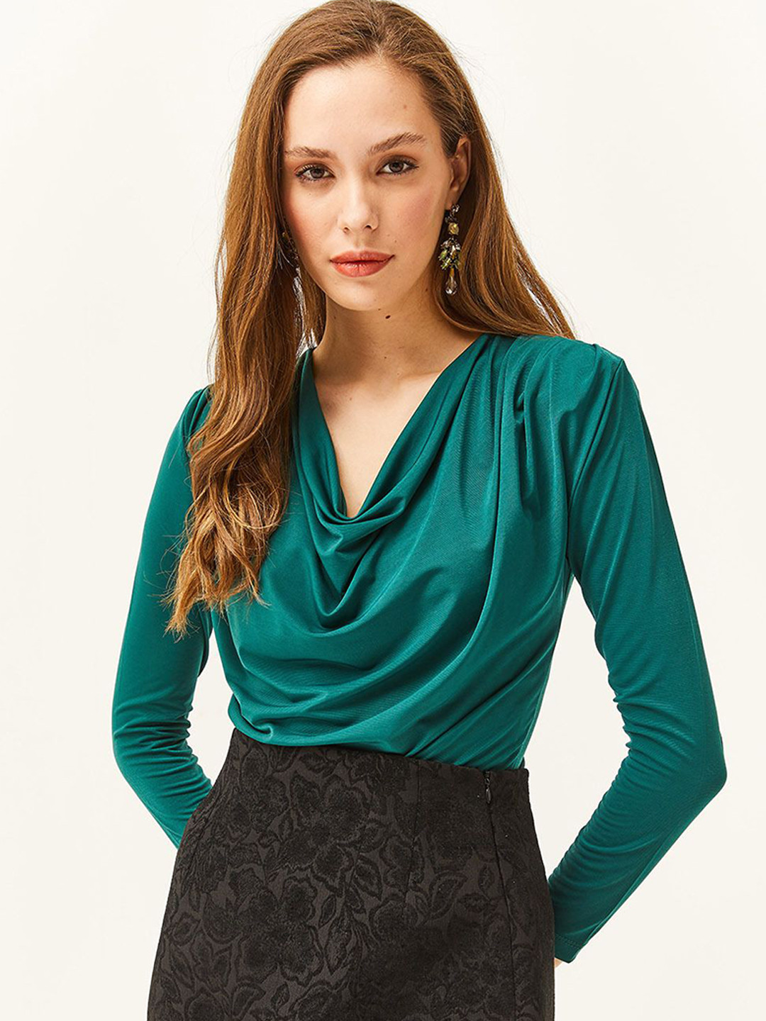 Olalook Cowl Neck Crop Top