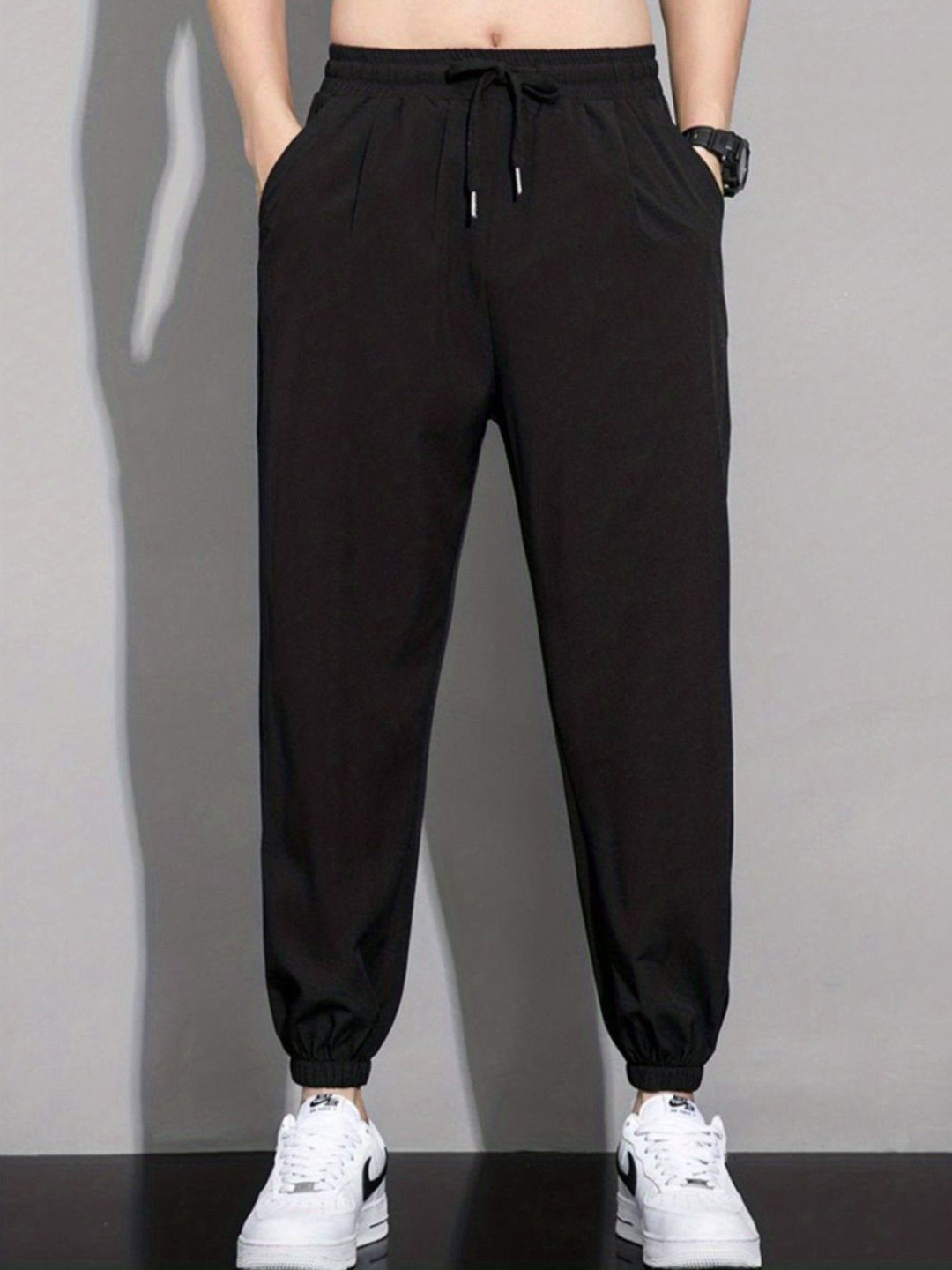 HERE&NOW Men Mid Rise Drawstring Joggers