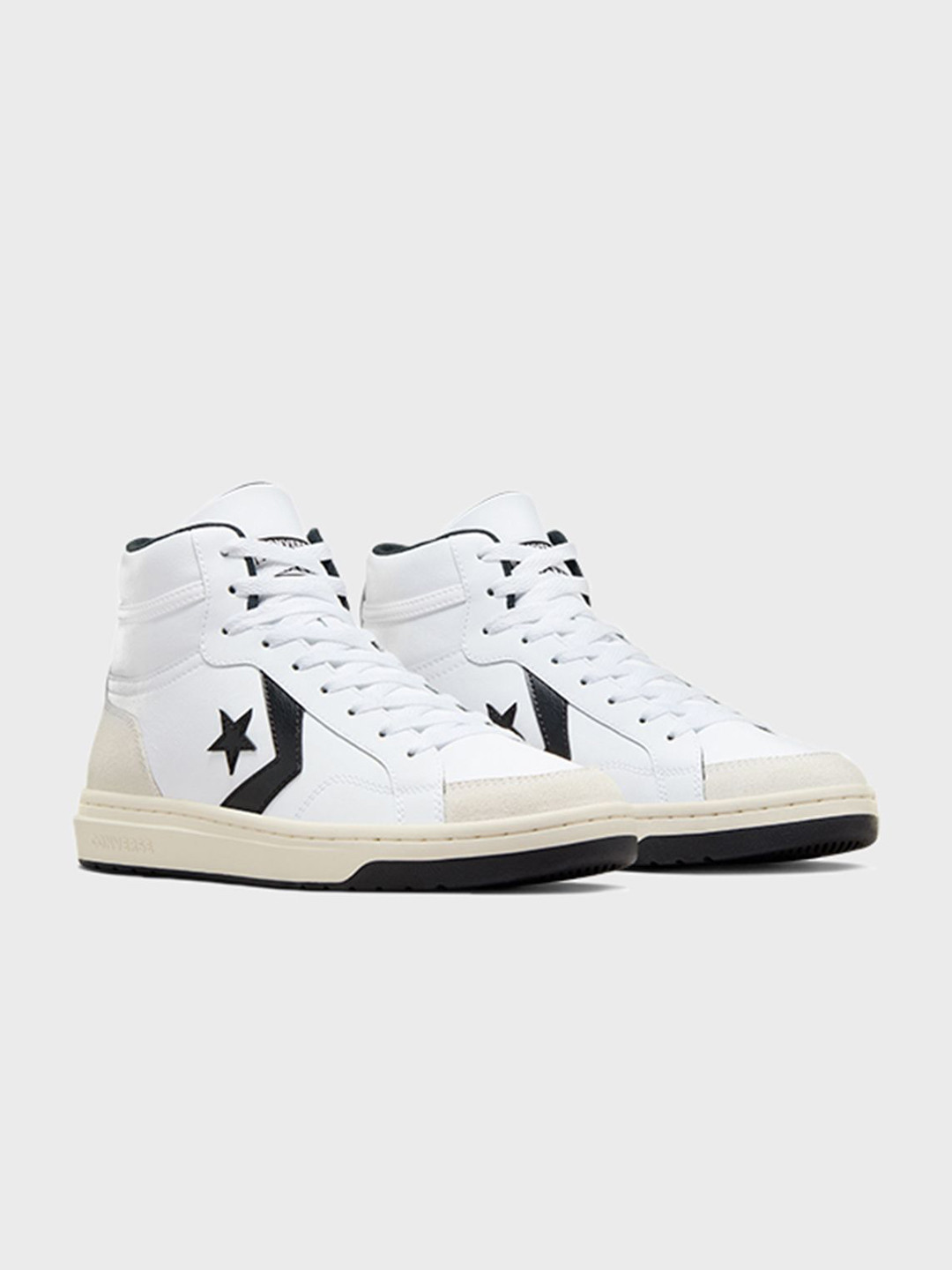 Converse Unisex Pro Blaze Leather Mid Top Sneakers