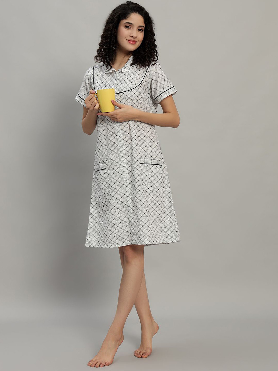 SEPHANI Black Checked Pure Cotton Knee Length Nightdress