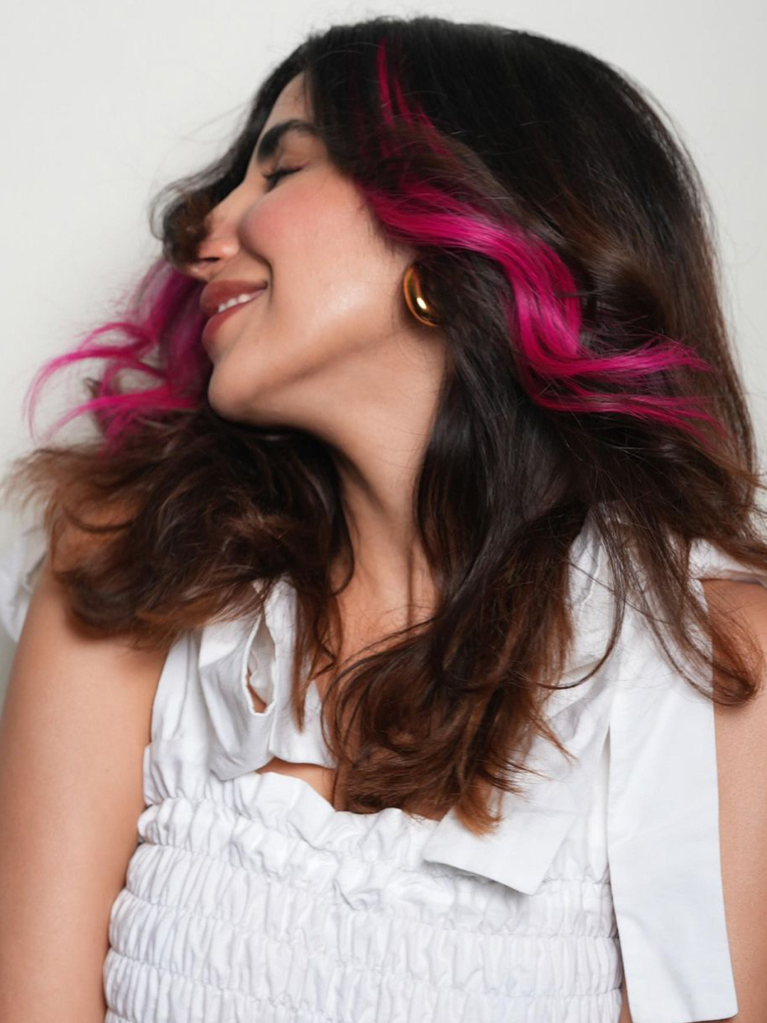 NISH HAIR Set Of 2 Clip-In Wavy Coloured Strand Hair Extension - Kinky Pinky 16 Inch