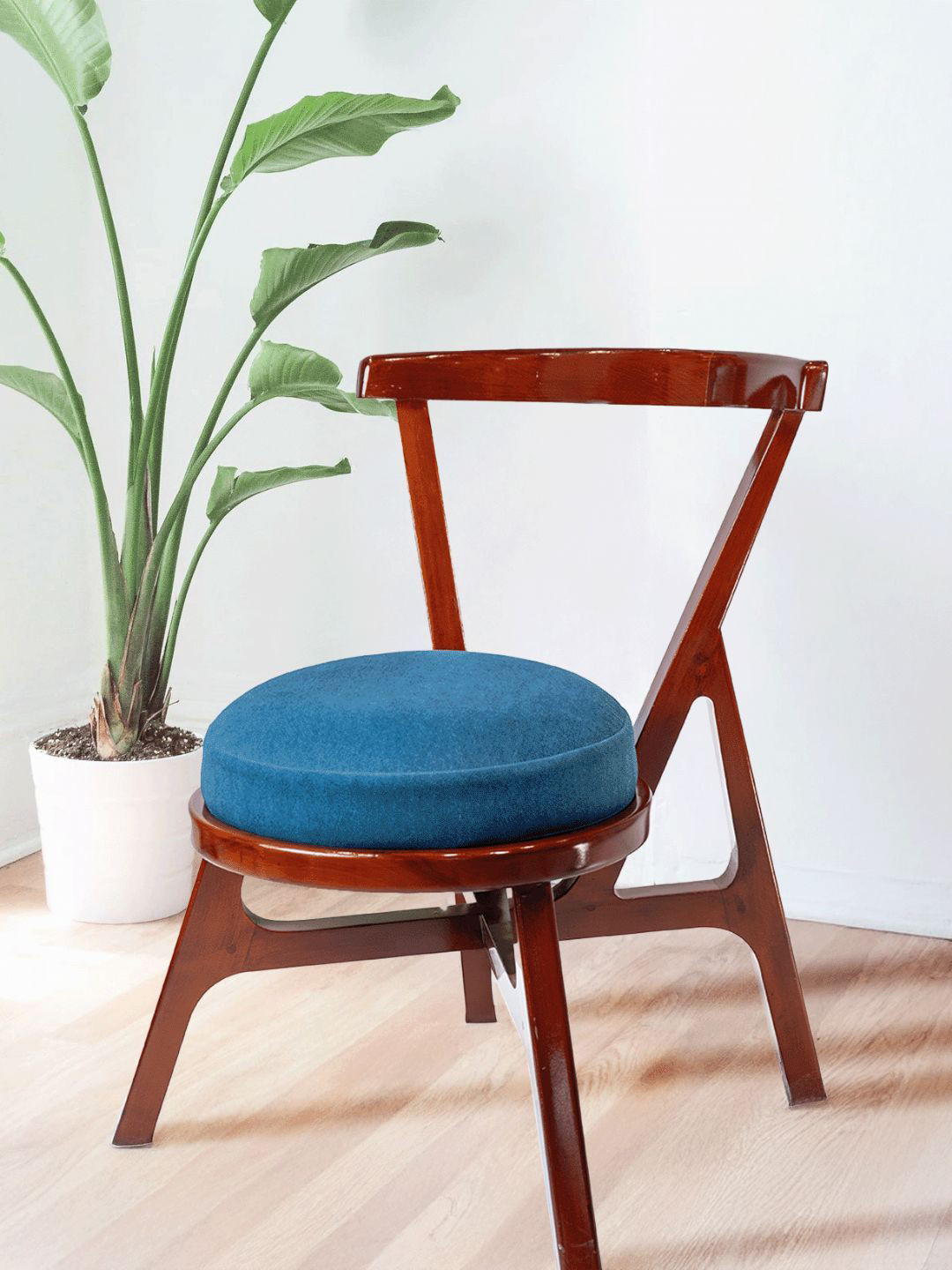 Sujan Carnival Funiture Brown & Blue Wooden Lounge Chair