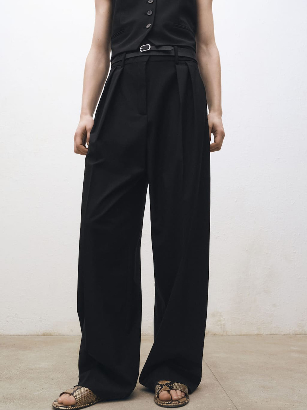 MANGO SELECTION Women High-Rise Pleated Trousers