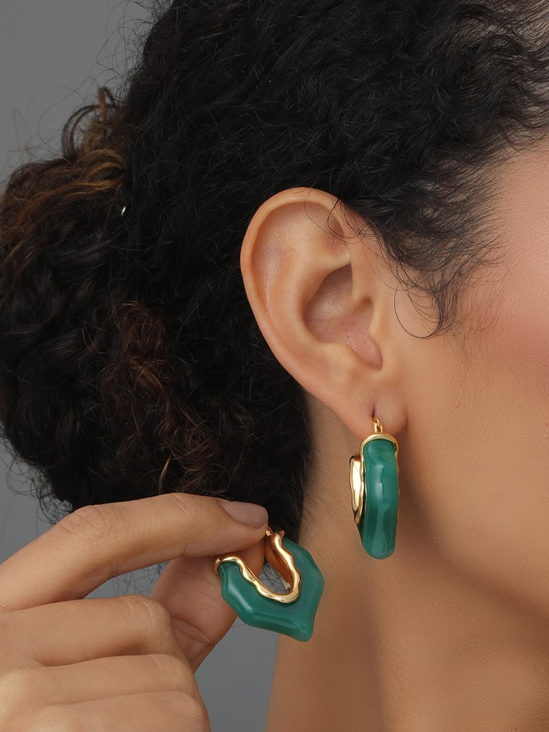 Reenisaa Gold Plated Oval Hoop Earrings