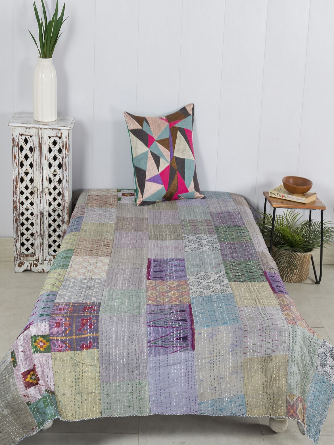 HANDICRAFT PALACE Grey & Purple Printed Kantha Patchwork Bed Cover