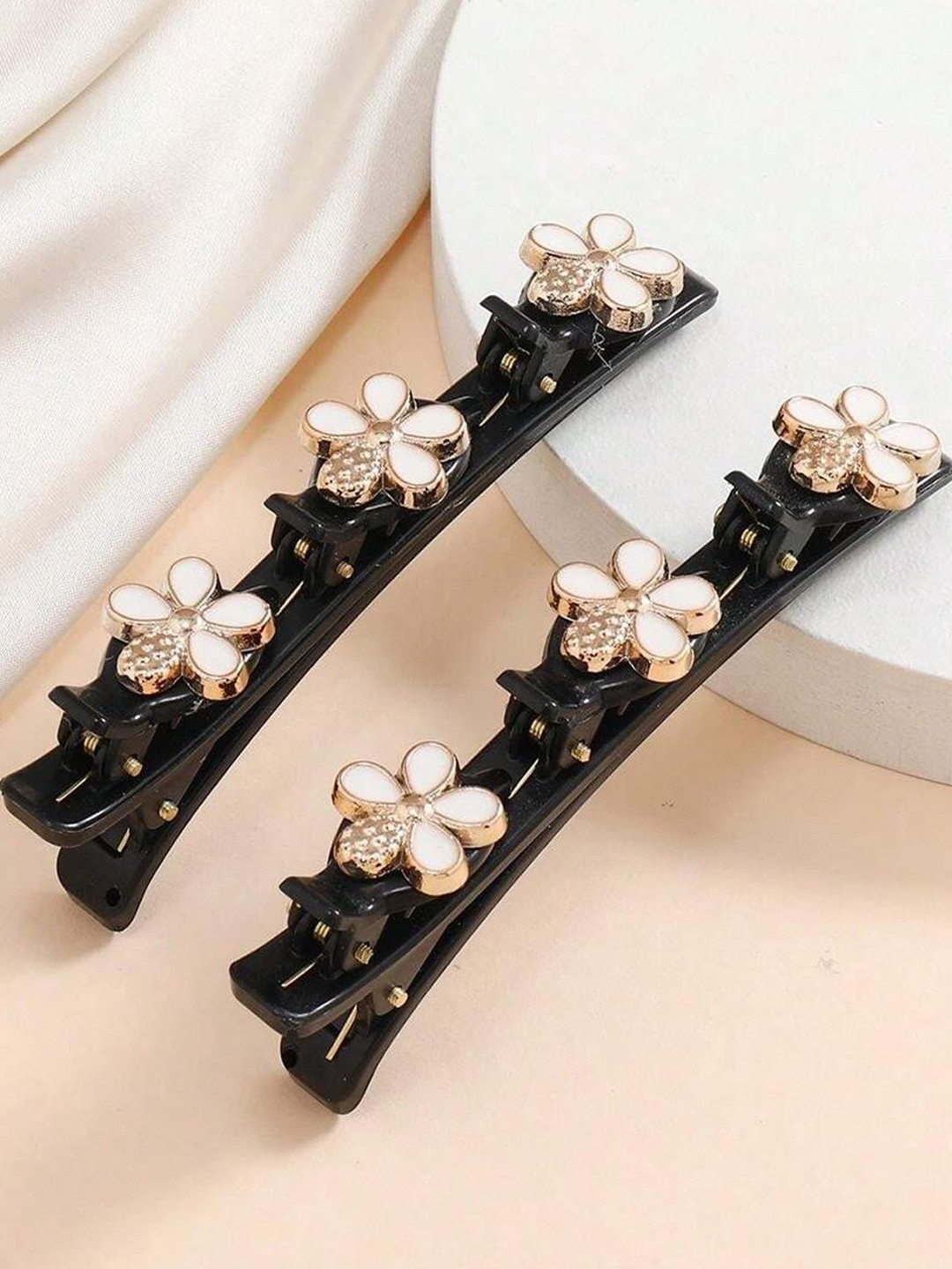 LYKAA Set of 2 Black Stylish Pearl Braid Duckbill Clips